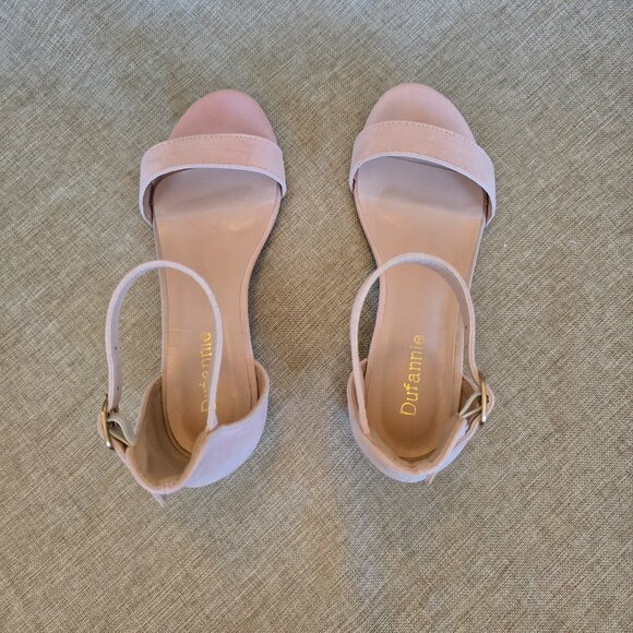 Girl's Pink Dress Shoes with Ankle Strap, Low Stacked Heel, Size 3 - Picture 5 of 5